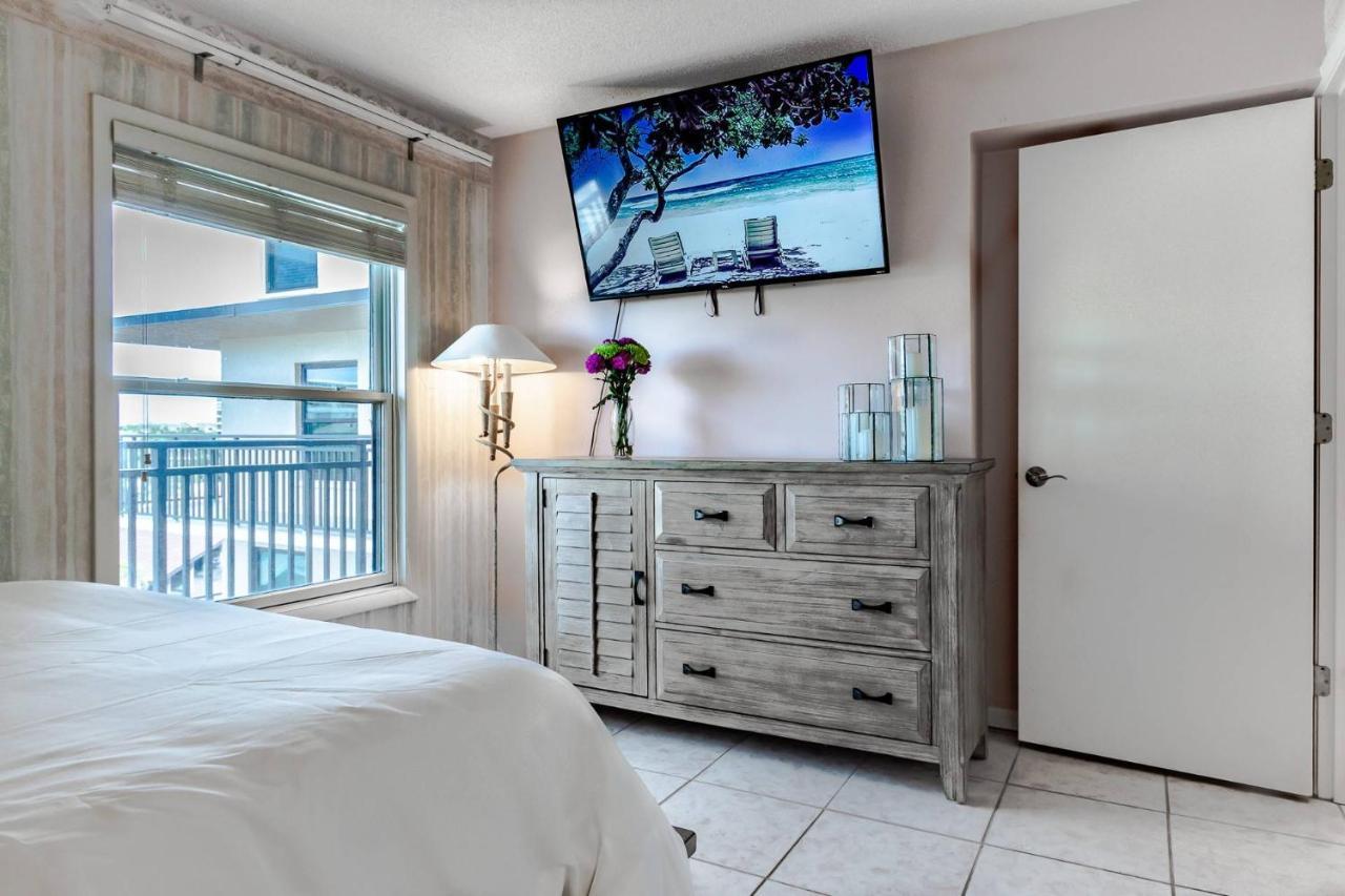 Siesta Breakers Penthouse On The Beach ซาราโซตา ภายนอก รูปภาพ